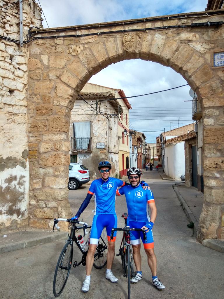 longares-estreno-equipacion35266571370o.jpg