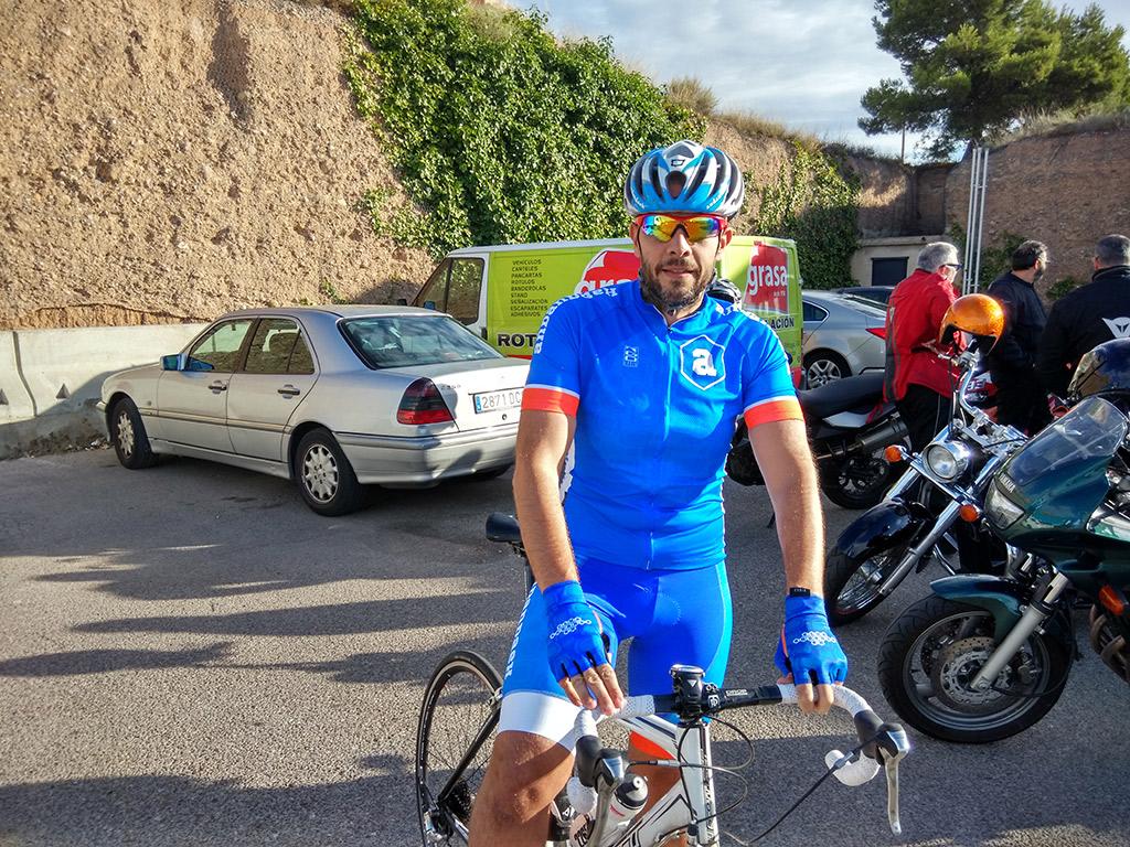 longares-estreno-equipacion35653774525o.jpg